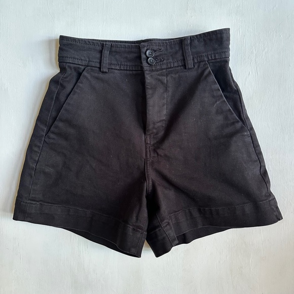 Everlane The Way High Canvas Shorts in Black - Picture 2 of 6